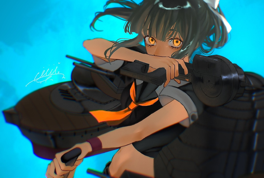 1girl aupt31 black_hair blue_background breasts crop_top hair_ribbon highres holding holding_weapon kantai_collection long_hair looking_at_viewer medium_breasts midriff neckerchief orange_eyes orange_neckerchief ponytail ribbon rigging sailor_collar short_sleeves signature simple_background solo turret upper_body weapon white_ribbon yuubari_(kancolle)