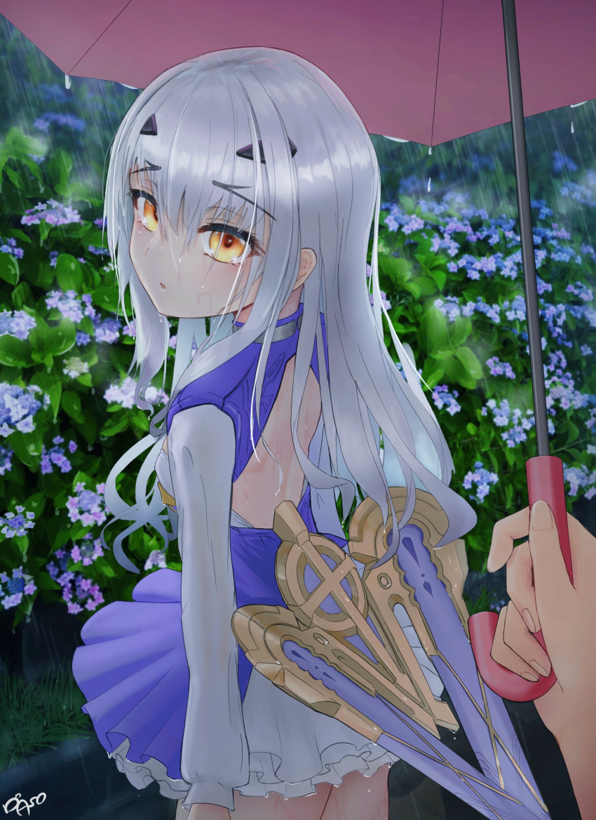 1girl asobeco back_cutout bangs black_gloves blue_dress breasts clothing_cutout dress fairy_knight_lancelot_(fate) fairy_knight_lancelot_(second_ascension)_(fate) fate/grand_order fate_(series) forked_eyebrows gloves highres long_hair long_sleeves looking_at_viewer looking_back rain sidelocks small_breasts solo solo_focus thighhighs thighs umbrella weapon wet white_hair white_thighhighs yellow_eyes