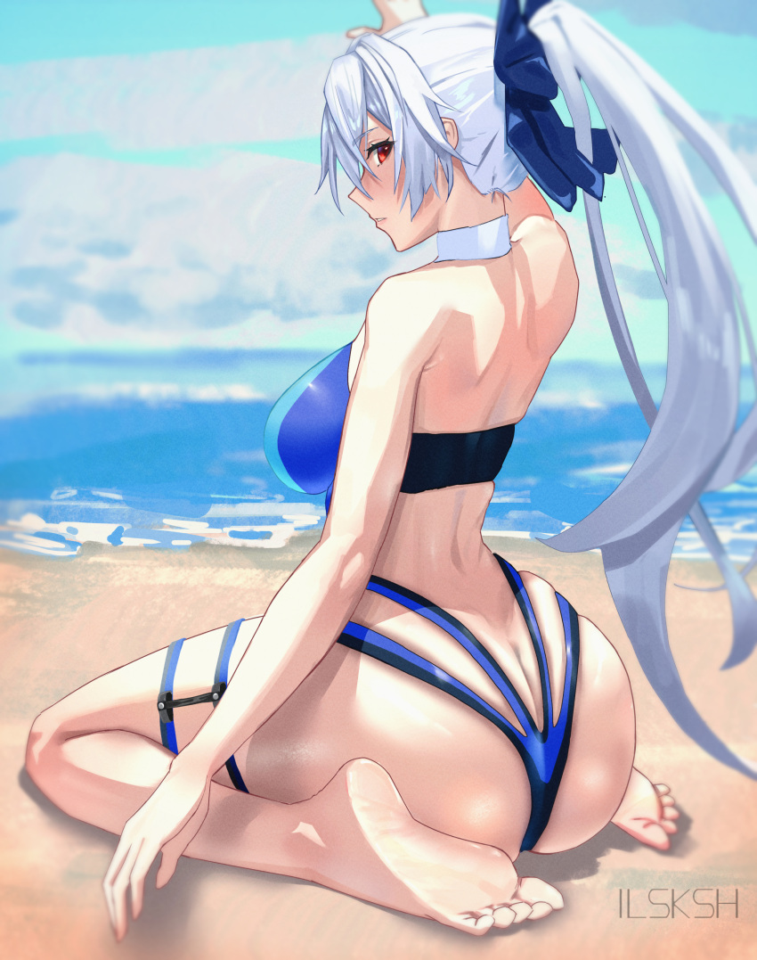 1girl absurdres ass back bare_shoulders barefoot blue_bow blue_one-piece_swimsuit bow breasts fate/grand_order fate_(series) hair_between_eyes hair_bow highleg highleg_swimsuit highres large_breasts long_hair looking_at_viewer looking_back one-piece_swimsuit ponytail red_eyes sitting solo swimsuit thigh_strap tomoe_gozen_(fate) tomoe_gozen_(swimsuit_saber)_(fate) tomoe_gozen_(swimsuit_saber)_(first_ascension)_(fate) two-tone_swimsuit user_vdkm2347 wariza white_hair white_one-piece_swimsuit