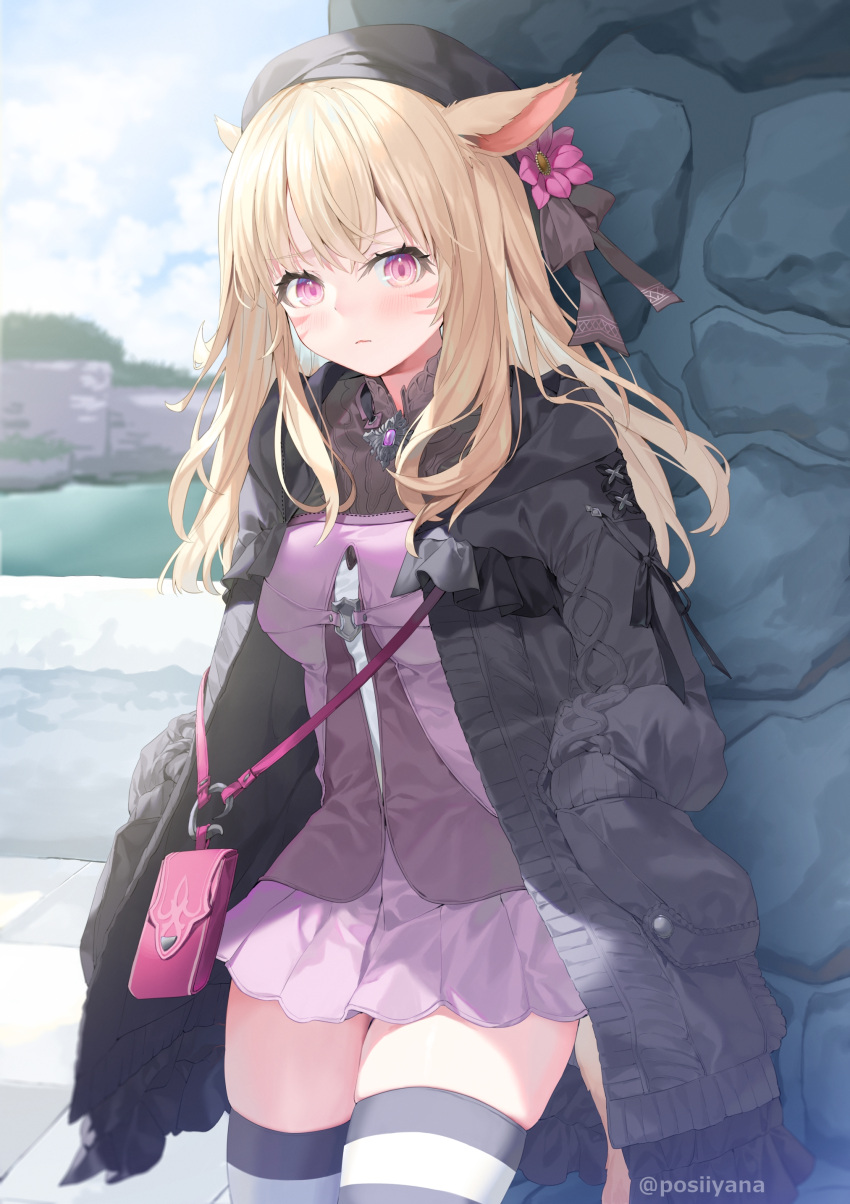 1girl absurdres animal_ears bag black_coat black_headwear black_ribbon blonde_hair closed_mouth cloud cloudy_sky coat final_fantasy final_fantasy_xiv flower hand_in_pocket hat hat_flower hat_ribbon highres long_hair long_sleeves looking_at_viewer miqo'te open_clothes open_coat outdoors pink_bag pink_eyes pink_flower ribbon shoulder_bag sidelocks sitting sky solo striped striped_thighhighs thighhighs twitter_username warrior_of_light_(ff14) yana_mori