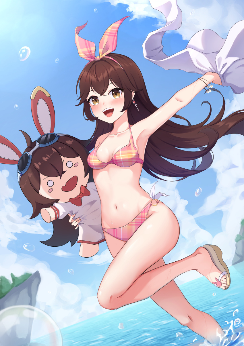 1girl absurdres amber_(genshin_impact) bikini blue_sky breasts brown_eyes brown_hair character_doll cloud commentary_request day genshin_impact hair_between_eyes hair_ribbon highres jihi korean_commentary long_hair looking_at_viewer open_mouth outdoors pink_bikini pink_ribbon plaid plaid_bikini plaid_ribbon ribbon sandals sky small_breasts smile solo swimsuit wading white_towel