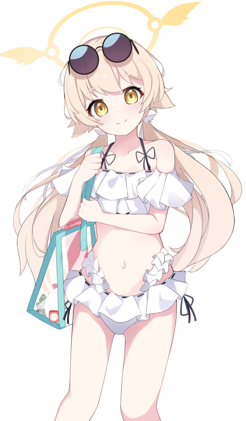 1girl bag bikini blonde_hair blue_archive closed_mouth commentary dot_nose eyewear_on_head frilled_bikini frills halo head_tilt hifumi_(blue_archive) hifumi_(swimsuit)_(blue_archive) highres long_hair looking_at_viewer low_twintails navel off-shoulder_bikini off_shoulder official_alternate_costume ribbon-trimmed_bikini ribbon-trimmed_swimsuit ribbon_trim round_eyewear side-tie_bikini_bottom simple_background smile solo split_mouth stomach sunglasses swimsuit tote_bag transparent_bag twintails white_background white_bikini wing_hair_ornament yellow_eyes yellow_halo yoi0341