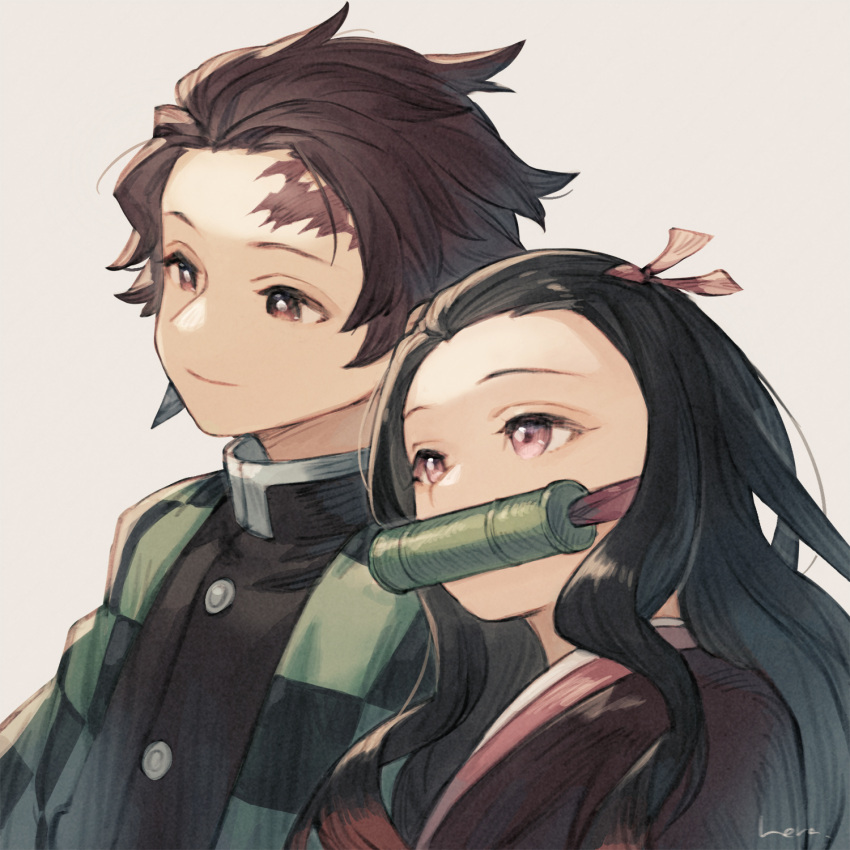 1boy 1girl bamboo black_hair black_jacket brother_and_sister brown_hair checkered_clothes closed_mouth colored_tips demon_slayer_uniform from_side gagged hair_ribbon haori happy herayoshi highres jacket japanese_clothes kamado_nezuko kamado_tanjirou kimetsu_no_yaiba kimono long_hair looking_away multicolored_hair pink_eyes pink_kimono pink_ribbon red_eyes red_hair ribbon scar scar_on_face scar_on_forehead short_hair siblings side-by-side signature simple_background smile streaked_hair