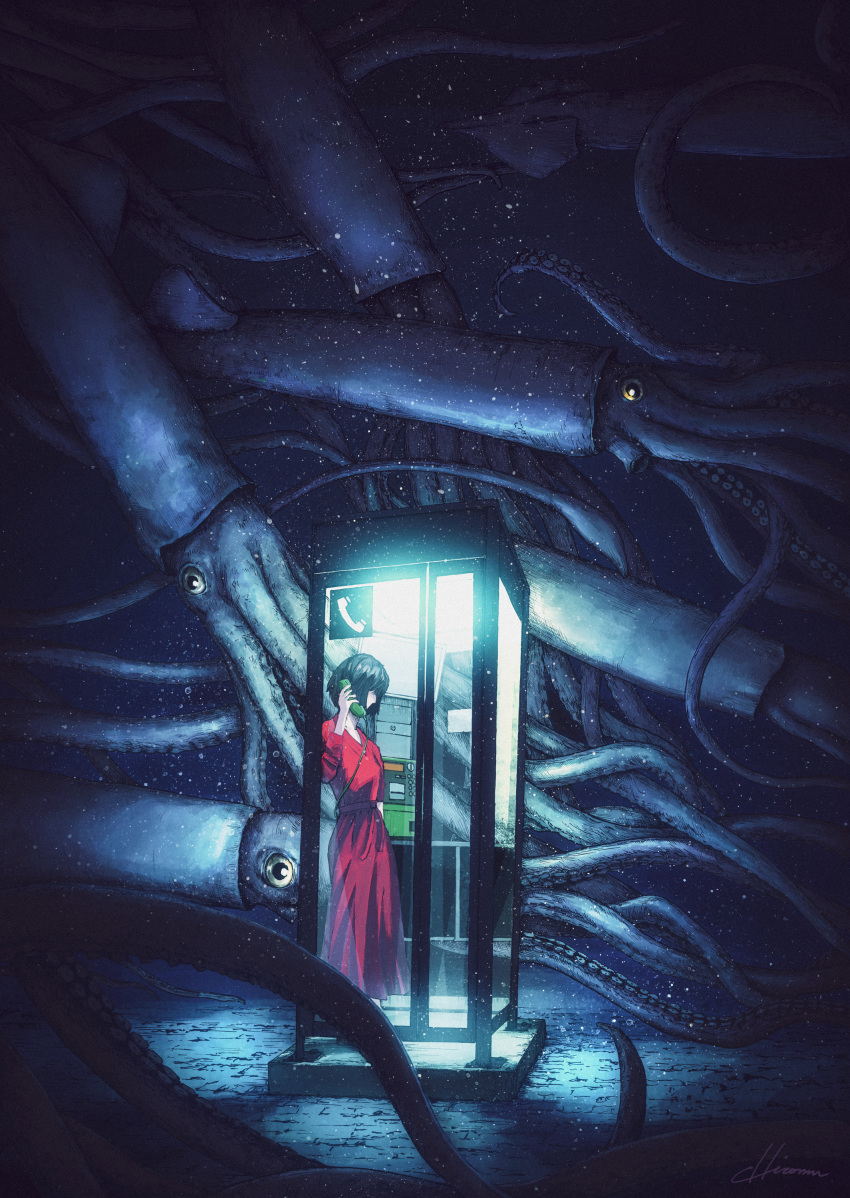 1girl absurdres black_hair dress faceless highres hiromumaru holding holding_phone original phone phone_booth red_dress short_hair solo_focus squid standing talking_on_phone tentacles too_many underwater yellow_eyes