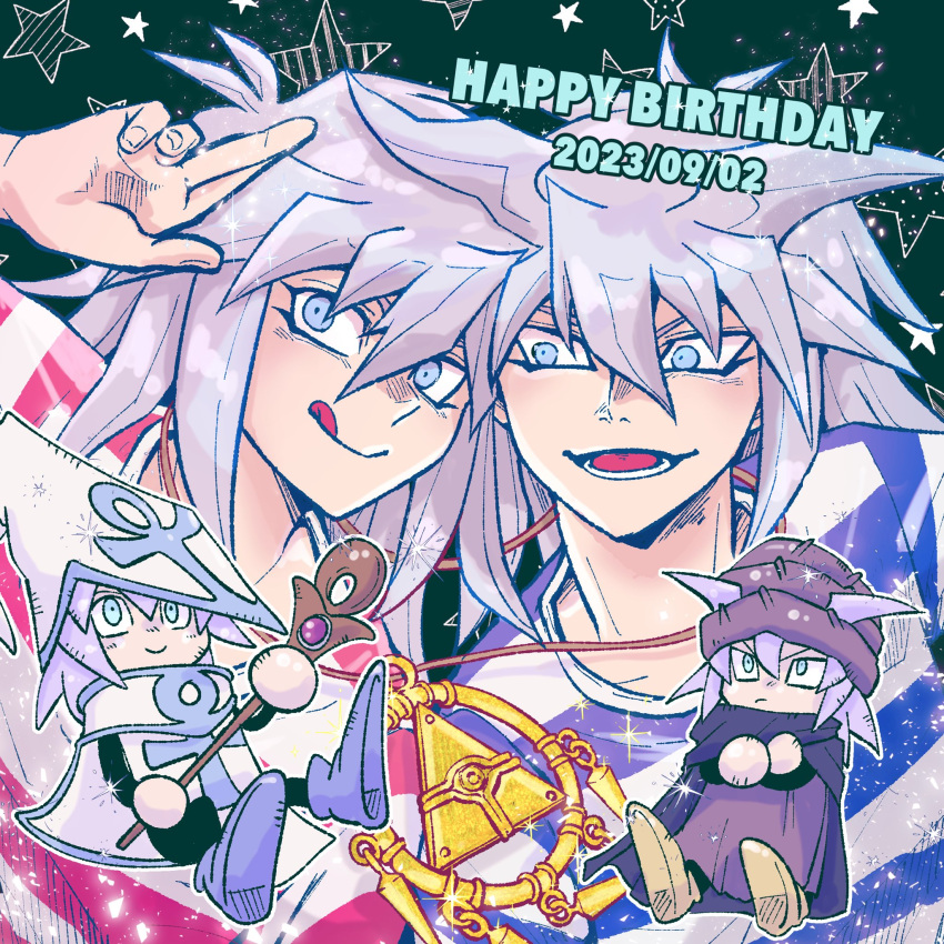 2boys :q ankh bakura_ryou black_cloak blue_shirt chibi cloak closed_mouth commentary cosplay dated fingernails green_background grey_eyes grey_hair hair_between_eyes happy_birthday hat highres holding holding_staff jewelry long_bangs long_hair looking_at_viewer lower_teeth_only male_focus millennium_ring multiple_boys necklace open_mouth red_shirt shirt silent_magician silent_magician_(cosplay) smile spiked_hair staff star_(symbol) striped striped_shirt teeth tongue tongue_out upper_body white_headwear white_shirt wizard_hat yagamikan yami_bakura yu-gi-oh! yu-gi-oh!_duel_monsters