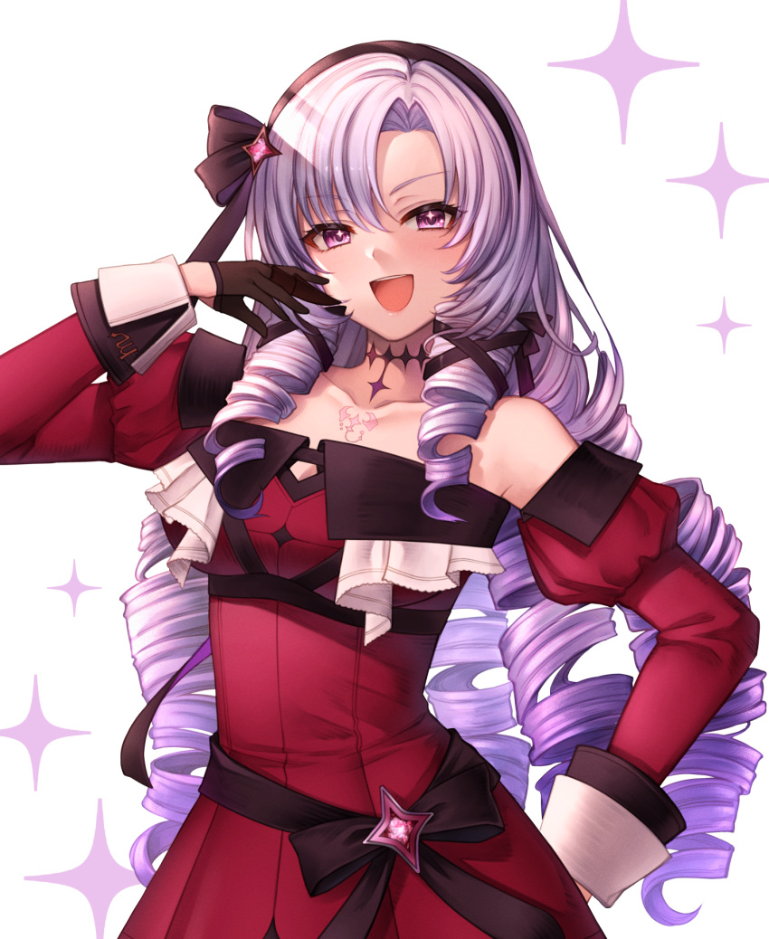 1girl :d annno_ans bare_shoulders black_bow black_gloves black_hairband black_ribbon bow chest_tattoo collarbone detached_sleeves dress dress_bow gloves hair_bow hair_ribbon hairband hand_on_own_hip hand_up highres hyakumantenbara_salome hyakumantenbara_salome_(1st_costume) juliet_sleeves light_purple_hair long_hair long_sleeves looking_at_viewer nijisanji off_shoulder parted_bangs puffy_sleeves purple_eyes purple_hair red_dress red_sleeves ribbon smile solo sparkle sparkling_eyes strapless strapless_dress tattoo teeth too_many_drills upper_body upper_teeth_only v-shaped_eyebrows virtual_youtuber white_background