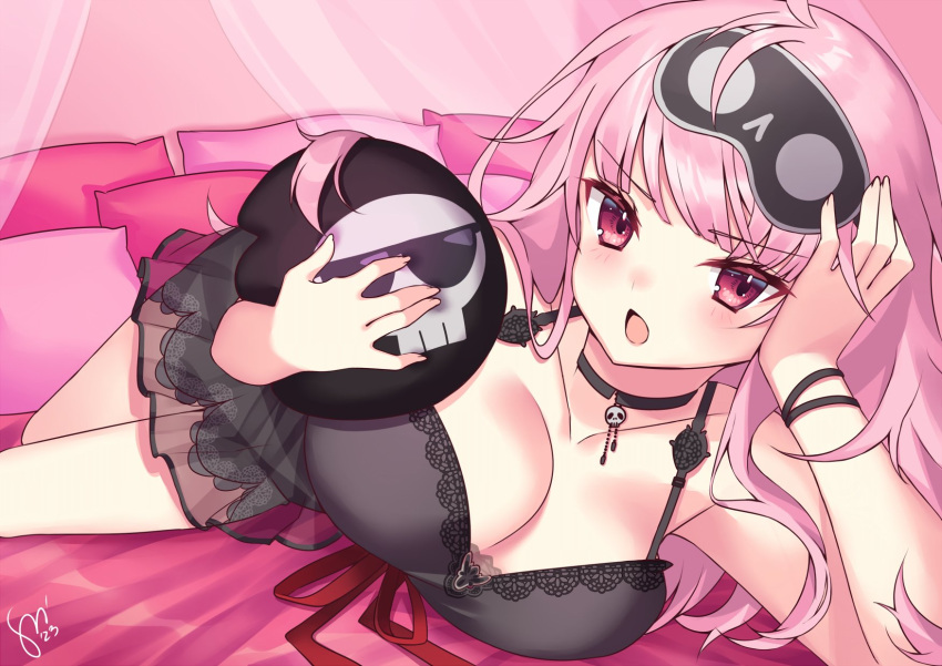 1girl bed_sheet black_bracelet black_choker black_nightgown breasts choker cleavage collarbone death-sensei_(mori_calliope) highres hololive hololive_english large_breasts long_hair looking_at_viewer messy_hair mori_calliope mori_calliope_(6th_costume) nightgown official_alternate_costume pillow pink_background pink_eyes pink_hair sleep_mask v-shaped_eyebrows virtual_youtuber watashishi