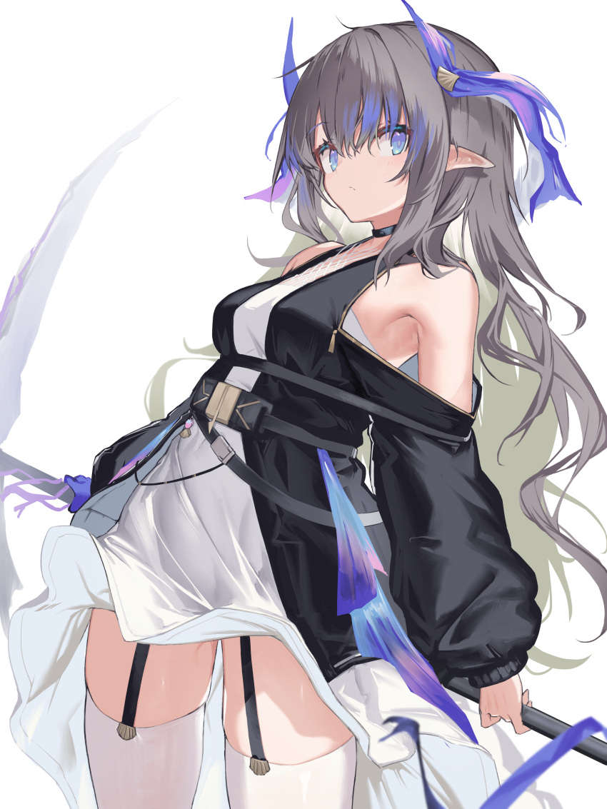 1girl absurdres arknights bare_shoulders black_choker black_dress blue_eyes breasts brown_hair choker clothing_cutout commentary cowboy_shot dress garter_straps highmore_(arknights) highres holding holding_weapon horns long_hair long_sleeves looking_at_viewer pointy_ears shoulder_cutout sidelocks simple_background small_breasts solo thighhighs two-tone_dress weapon weapon_behind_back white_background white_dress white_thighhighs yki