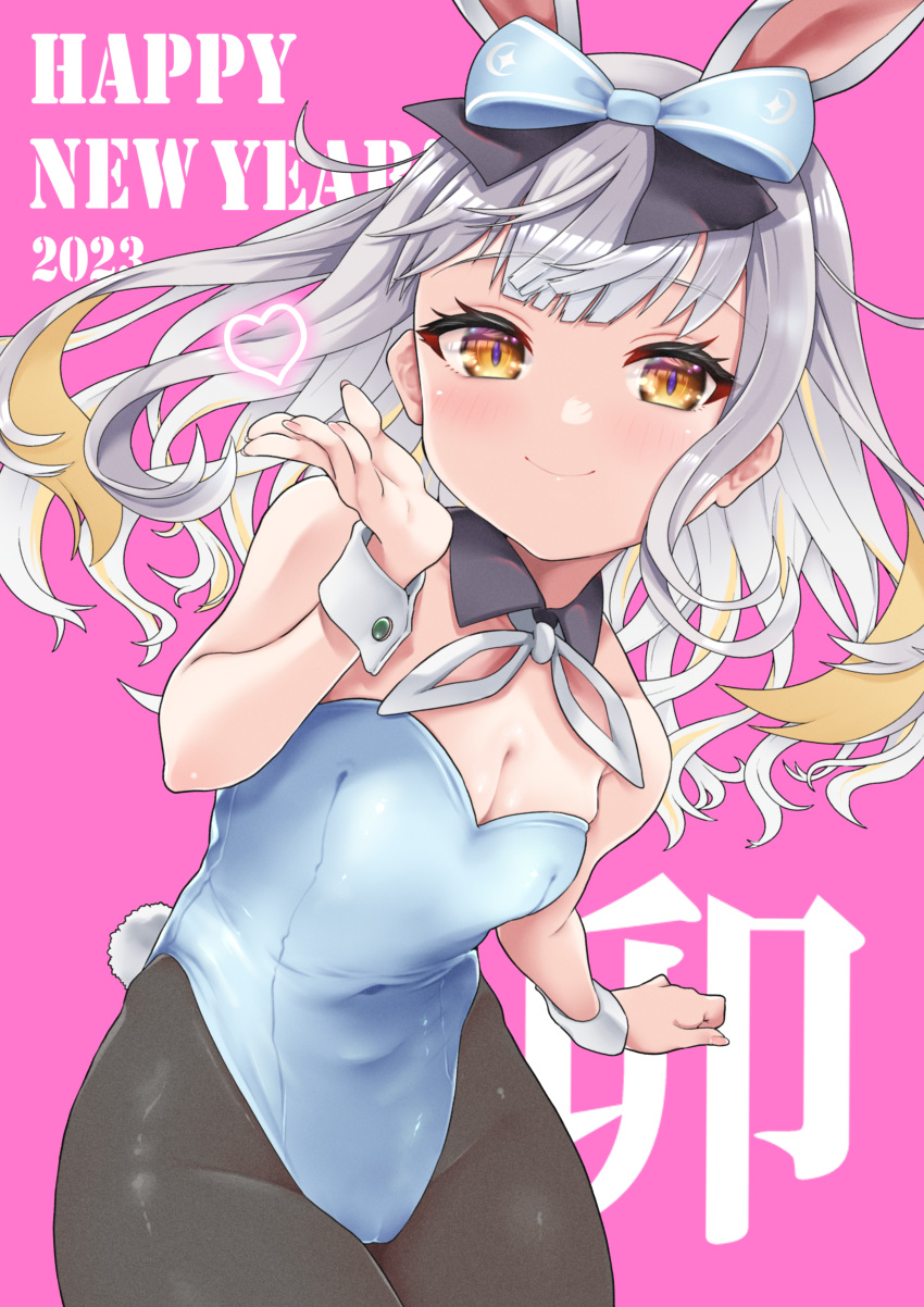 1girl 2023 absurdres animal_ears black_pantyhose blonde_hair blue_leotard bow breasts brown_eyes cleavage commentary_request covered_navel detached_collar grey_hair hair_bow happy_new_year heart highres leotard long_hair looking_at_viewer mochizuki_himari multicolored_hair pantyhose pink_background playboy_bunny rabbit_ears rabbit_girl rabbit_tail simple_background small_breasts smile solo strapless strapless_leotard streaked_hair tail uni_create virtual_youtuber wrist_cuffs yunagi921