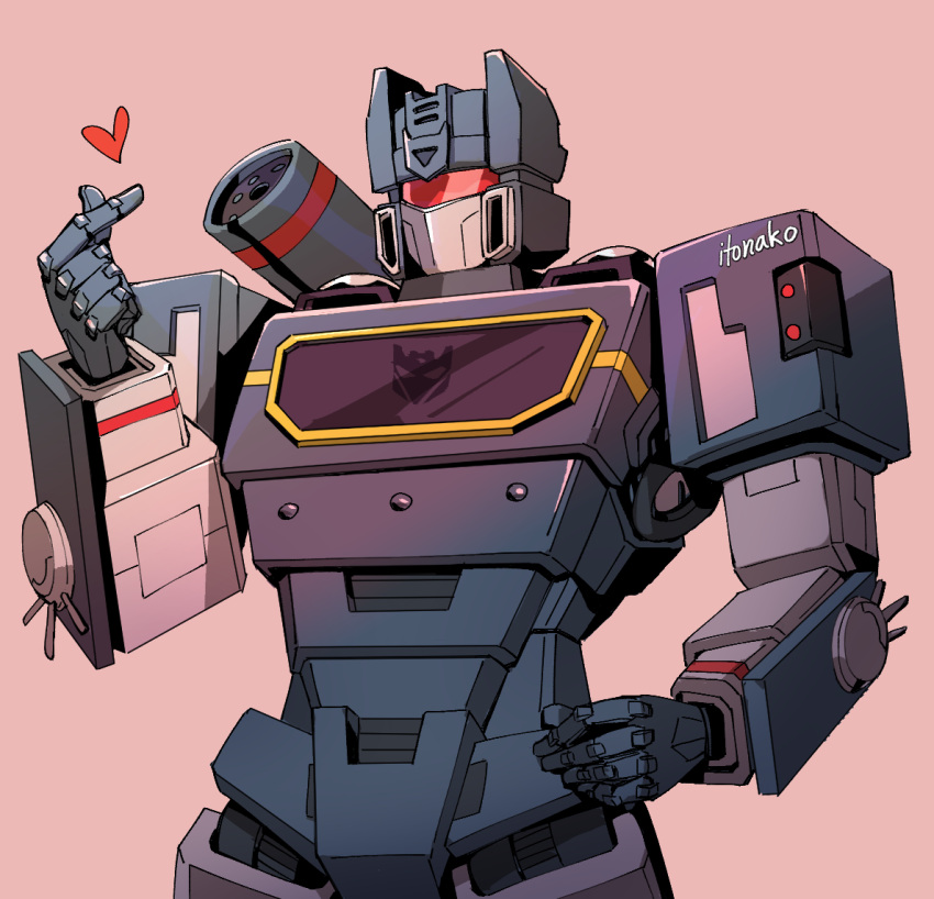 artist_name assault_visor bad_id bad_tumblr_id commentary decepticon finger_heart heart itonako leaning_back mecha no_humans pink_background robot science_fiction shoulder_cannon simple_background soundwave_(transformers) symbol-only_commentary the_transformers_(idw) transformers upper_body