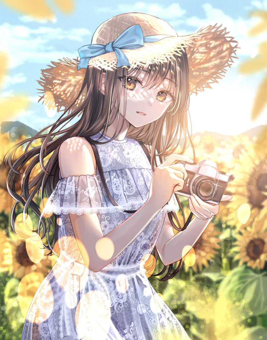 1girl aqua_bow blue_sky blurry bow brown_eyes brown_hair brown_headwear camera cowboy_shot depth_of_field dress field flower flower_field frilled_dress frills glint hat highres hill holding holding_camera lace-trimmed_dress lace_trim lens_flare long_hair looking_at_viewer original outdoors purple_dress sakura_(39ra) sidelocks sky solo standing straw_hat sunflower swept_bangs