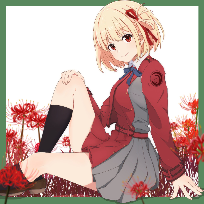 1girl arm_support belt black_socks blonde_hair blue_ribbon blurry blurry_background bob_cut border closed_mouth collared_shirt commentary_request dress flower green_border grey_dress hair_ribbon highres knee_up kneehighs long_sleeves looking_at_viewer lycoris_recoil lycoris_uniform neck_ribbon nishikigi_chisato outside_border pleated_dress red_belt red_dress red_eyes red_flower red_ribbon ribbon shirt short_hair sitting smile socks solo spider_lily split_mouth sumishake two-tone_dress white_background white_shirt