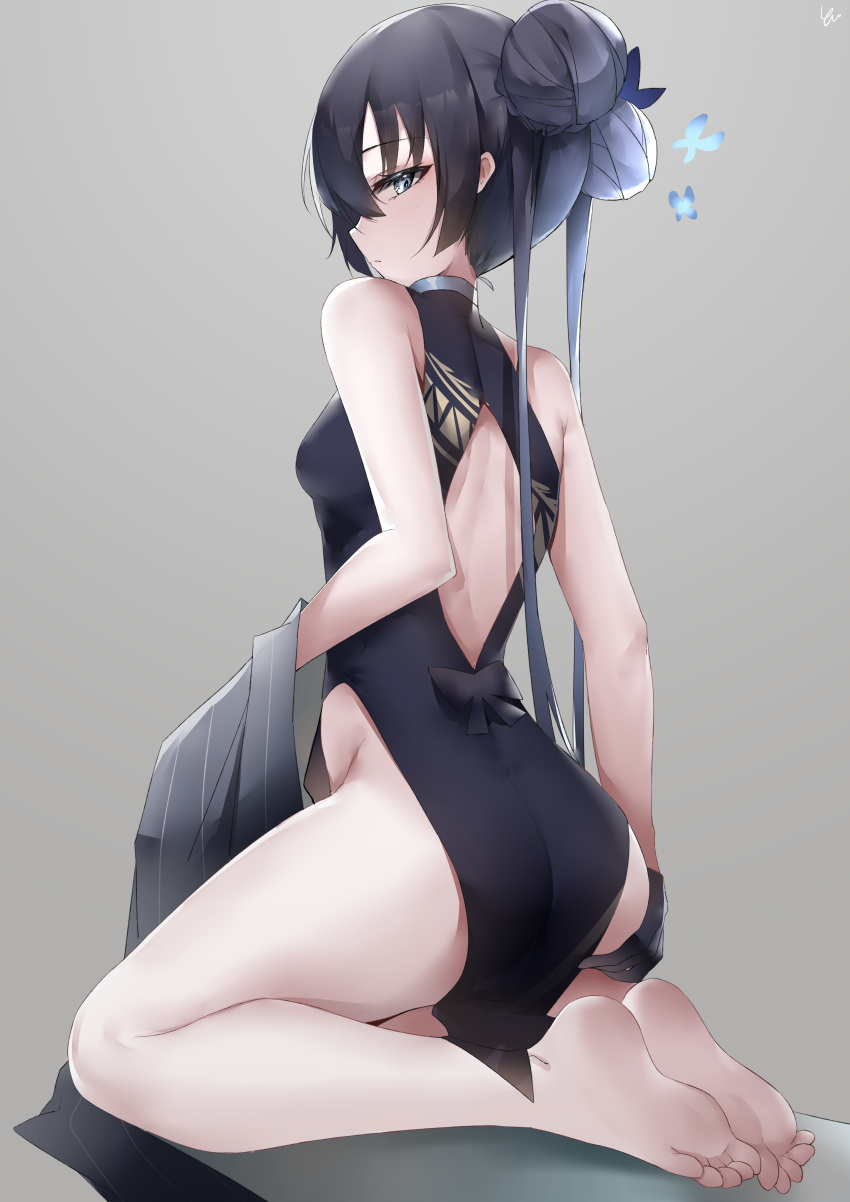 1girl absurdres ass back_cutout bare_legs barefoot black_dress black_gloves blue_archive breasts china_dress chinese_clothes clothing_cutout coat double_bun dress feet gloves grey_background hair_bun highres holding holding_clothes holding_coat kisaki_(blue_archive) kneeling long_hair looking_at_viewer looking_back petite profile shoulder_blades simple_background sleeveless sleeveless_dress small_breasts soles solo twintails vertical-striped_coat very_long_hair yanwulazy