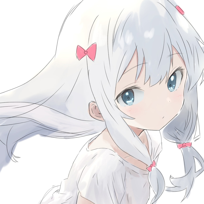 1girl blue_eyes bow commentary_request eromanga_sensei grey_hair hair_bow highres izumi_sagiri looking_at_viewer naruhodo_ok shirt sidelocks solo upper_body white_background white_shirt