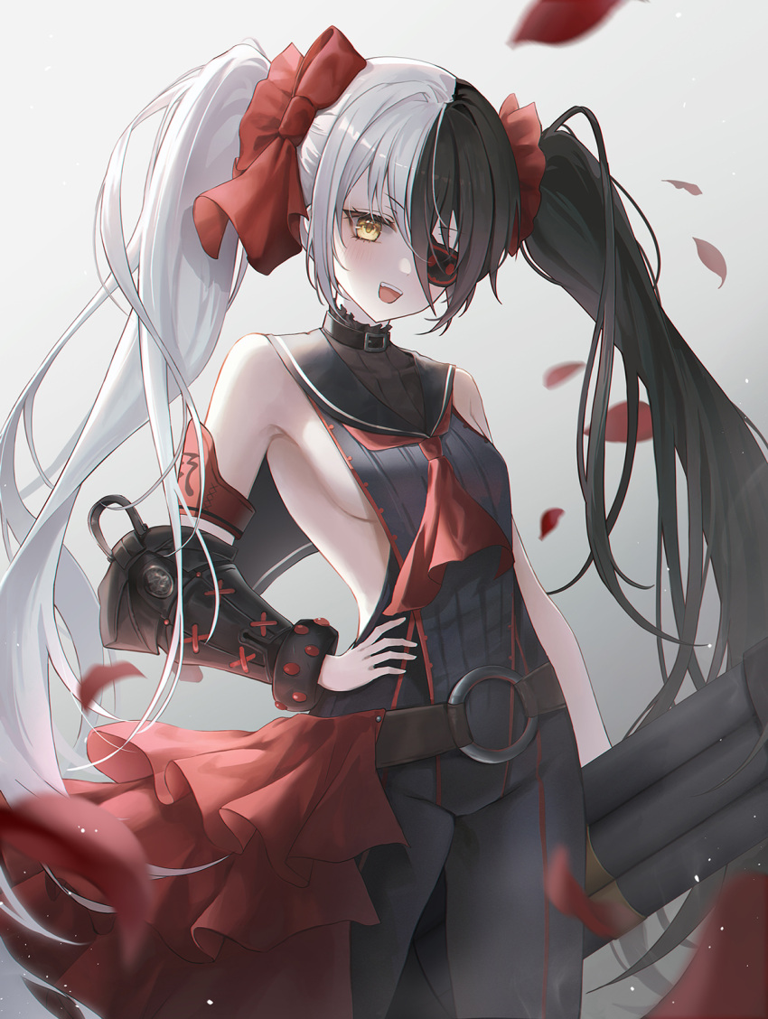 1girl bare_shoulders black_hair blade_&amp;_soul blush breasts detached_sleeves eyepatch falling_petals gradient_background grey_background hair_between_eyes hair_ornament heeri highres long_sleeves looking_at_viewer multicolored_hair one_eye_closed petals pohwaran small_breasts smile solo twintails two-tone_hair white_hair yellow_eyes