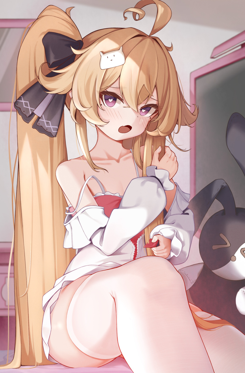 1girl absurdres ahoge attilio_regolo_(azur_lane) attilio_regolo_(castle_of_inspiration)_(azur_lane) azur_lane black_ribbon blonde_hair brushing_hair camisole cardigan chinese_commentary comb commentary_request crossed_bangs fang hair_between_eyes hair_ornament hair_ribbon heart heart-shaped_pupils highres huge_ahoge indoors light_blush looking_at_viewer mole mole_under_eye monitor off_shoulder open_mouth purple_eyes rabbit_hair_ornament red_camisole ribbon sidelocks sitting skin_fang solo stuffed_animal stuffed_rabbit stuffed_toy symbol-shaped_pupils thighhighs thighs twintails tying_hair white_cardigan white_thighhighs youten_yy