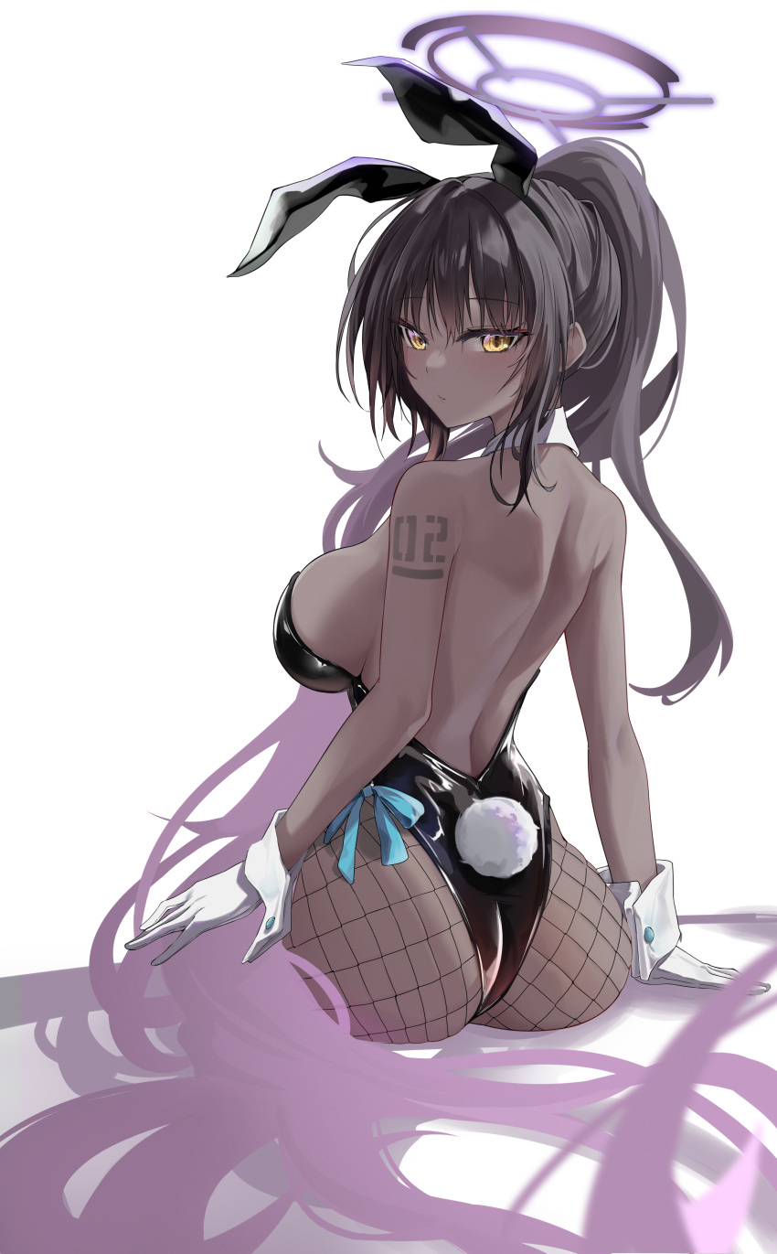 1girl absurdres animal_ears arm_support ass black_hair black_leotard blue_archive blush breasts chinoryuu dark-skinned_female dark_skin detached_collar fake_animal_ears fake_tail fishnet_pantyhose fishnets gloves gradient_hair halo highleg highleg_leotard highres karin_(blue_archive) karin_(bunny)_(blue_archive) large_breasts leotard long_hair looking_at_viewer looking_back median_furrow multicolored_hair pantyhose playboy_bunny ponytail purple_hair rabbit_ears rabbit_tail sideboob simple_background solo strapless strapless_leotard tail very_long_hair white_background white_gloves yellow_eyes