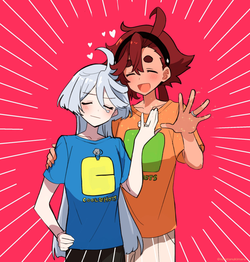 2girls :d ahoge black_hairband blue_shirt closed_eyes closed_mouth commentary_request grey_hair gundam gundam_suisei_no_majo hair_between_eyes hairband hand_on_another's_shoulder hand_on_own_hip heart highres jewelry long_hair low_ponytail miorine_rembran motion_lines multiple_girls noratanukimaru open_mouth orange_shirt pink_background print_shirt red_hair ring shirt short_sleeves smile spoilers standing suletta_mercury swept_bangs t-shirt thick_eyebrows twitter_username