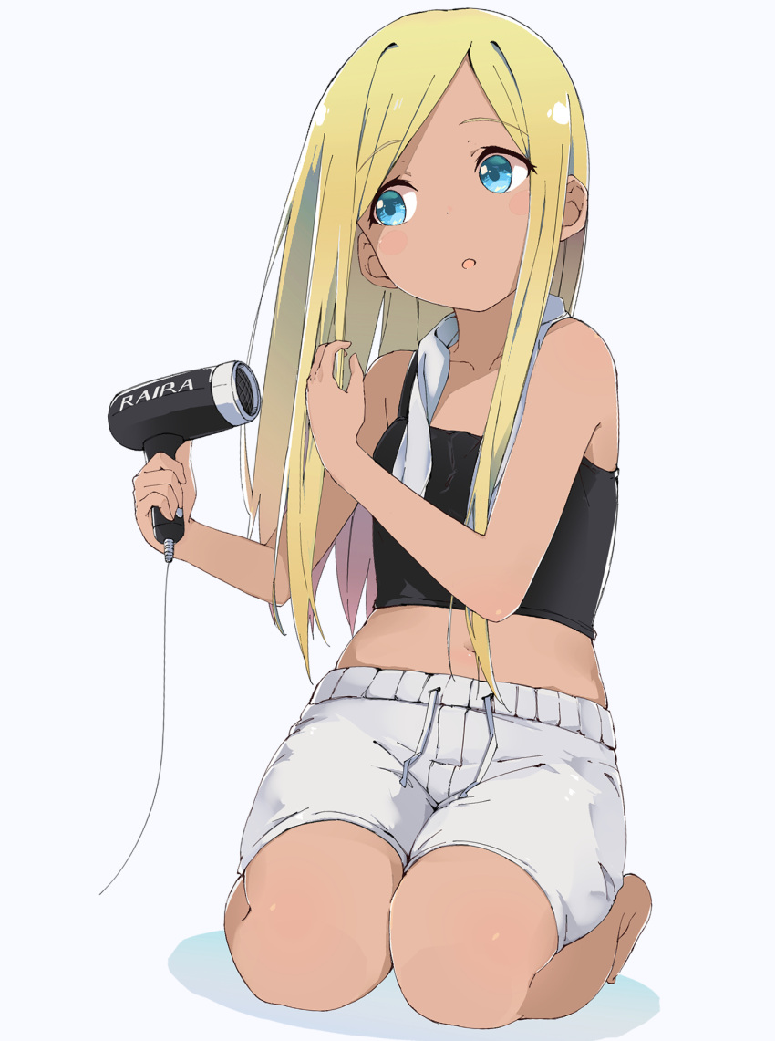 1girl aqua_eyes bare_shoulders barefoot black_shirt blonde_hair blush breasts collarbone dark-skinned_female dark_skin dot_nose hair_dryer hands_up highres holding holding_hair_dryer idolmaster idolmaster_cinderella_girls idolmaster_cinderella_girls_starlight_stage layla_(idolmaster) long_hair looking_at_another midriff navel open_mouth rauto seiza shirt shorts simple_background sitting sleeveless sleeveless_shirt small_breasts solo towel towel_around_neck white_background white_shorts white_towel