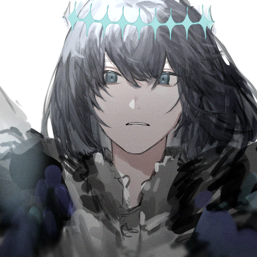 1boy arthropod_boy cloak crown diamond_hairband fate/grand_order fate_(series) fur-trimmed_cloak fur_trim highres insect_wings male_focus medium_hair neumo oberon_(third_ascension)_(fate) official_alternate_hair_color parted_lips portrait simple_background solo wide-eyed wind wings