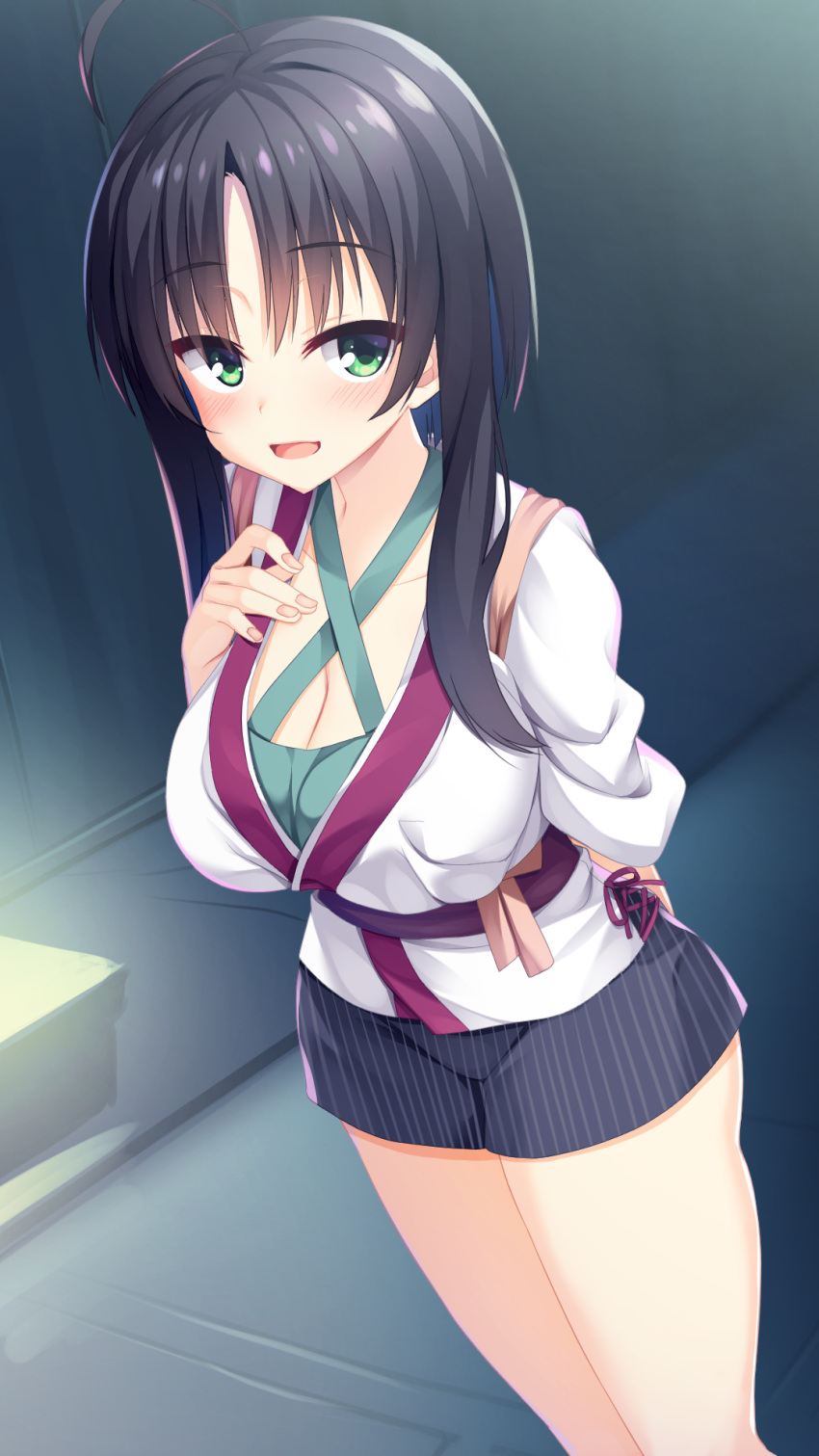 1girl :d ahoge aria. arm_behind_back bare_legs black_hair black_shorts blush breast_hold breasts cleavage commentary_request cowboy_shot criss-cross_halter curvy eyes_visible_through_hair fingernails green_eyes green_undershirt halterneck highres hitachi_mako japanese_clothes kimono large_breasts long_sleeves looking_at_viewer night open_mouth outdoors parted_bangs purple_ribbon ribbon ribbon-trimmed_kimono road senren_banka short_hair_with_long_locks short_kimono shorts sleeves_rolled_up smile solo standing straight_hair thighs upturned_eyes white_kimono