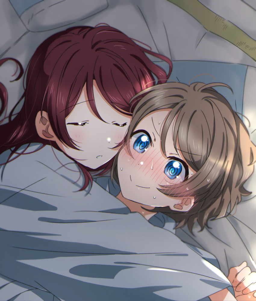 2girls @_@ absurdres blue_eyes blush blush_visible_through_hair closed_eyes commentary_request grey_hair highres hug long_hair love_live! love_live!_sunshine!! multiple_girls red_hair sakurauchi_riko short_hair sleeping smile sweat watanabe_you yuchi_(salmon-1000) yuri