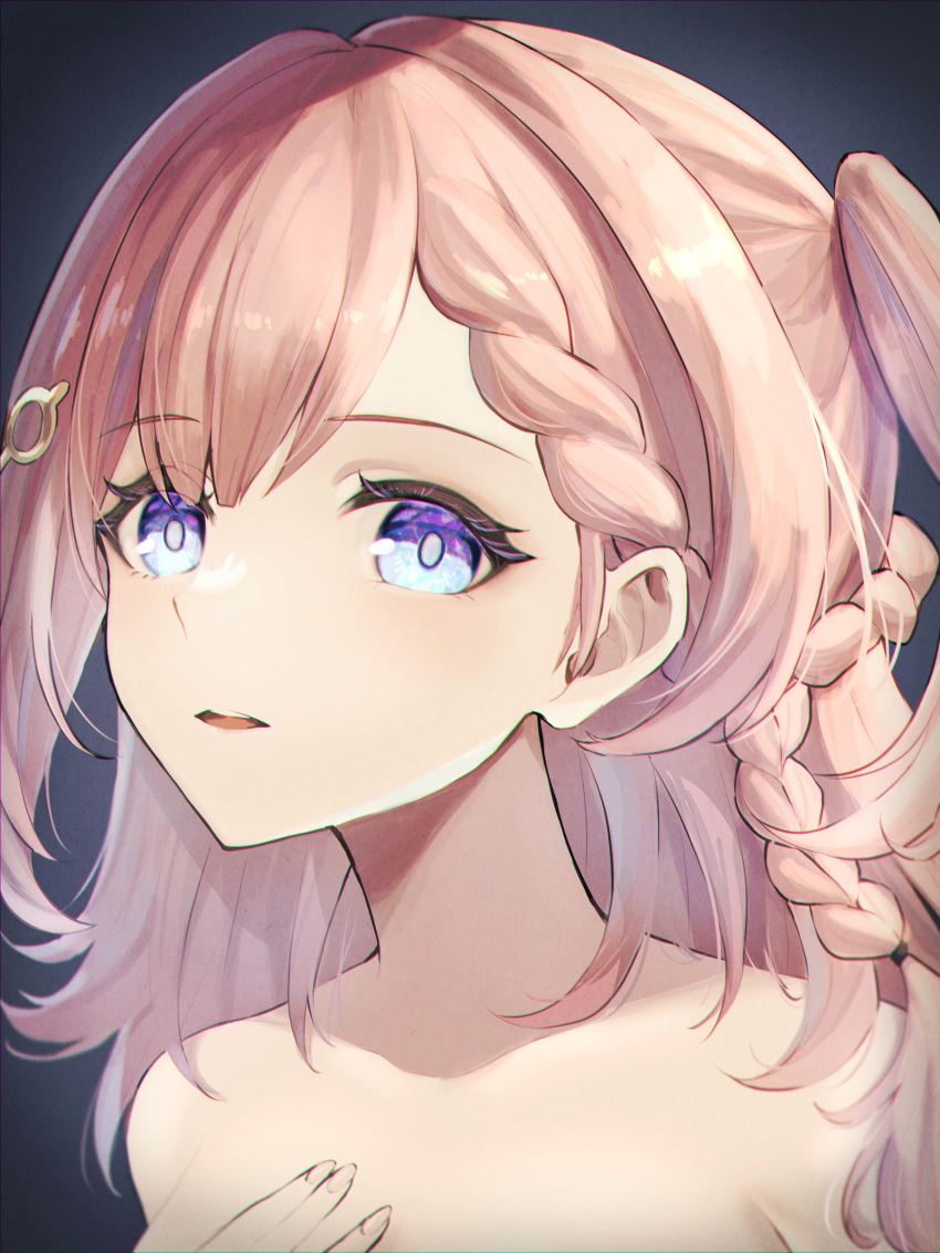 1girl absurdres asta_(honkai:_star_rail) blue_eyes braid bright_pupils commentary_request hair_ornament hairclip hand_up highres honkai:_star_rail honkai_(series) looking_at_viewer medium_hair one_side_up parted_lips pink_hair portrait solo ura_(hamburg_oniku) white_pupils