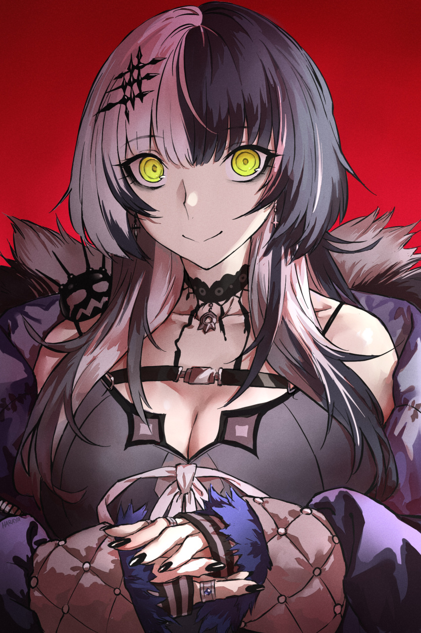 1girl black_choker black_coat black_dress black_hair black_nails breast_strap breasts chest_belt choker cleavage coat dress fur-trimmed_coat fur_trim hair_ornament haraya_manawari highres hololive hololive_english lace-trimmed_choker lace_trim large_breasts long_hair looking_at_viewer multicolored_hair nail_polish shiori_novella smile solo split-color_hair two-tone_hair virtual_youtuber white_hair yellow_eyes yorick_(shiori_novella)