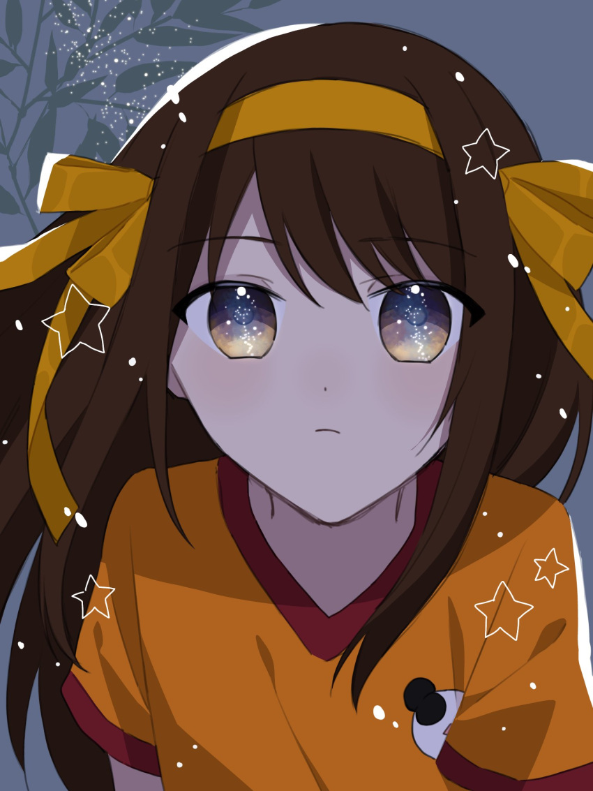 1girl aged_down animal_print bear_print brown_eyes brown_hair closed_mouth commentary hairband highres long_hair napi_(jad3434) orange_shirt panda_print shirt short_sleeves solo star_(symbol) suzumiya_haruhi suzumiya_haruhi_(young) suzumiya_haruhi_no_yuuutsu symbol-only_commentary t-shirt