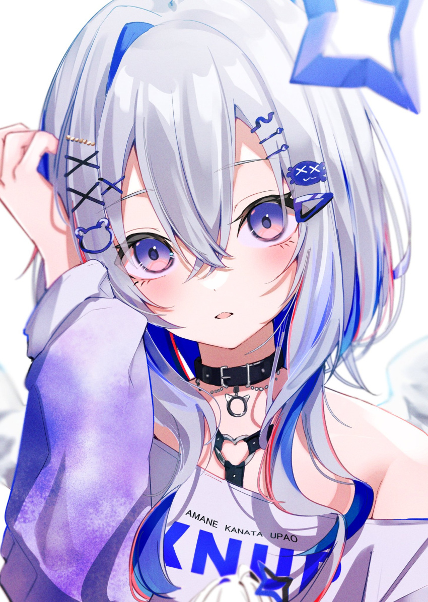 1girl amane_kanata amane_kanata_(6th_costume) blue_hair casual collarbone colored_inner_hair expressionless grey_hair hair_between_eyes hair_ornament hairclip highres hololive looking_at_viewer multicolored_hair multiple_hairpins off-shoulder_shirt off_shoulder official_alternate_costume parted_lips purple_eyes shirt short_hair_with_long_locks simple_background single_hair_intake solo sui._(suikun) upper_body virtual_youtuber white_background x_hair_ornament