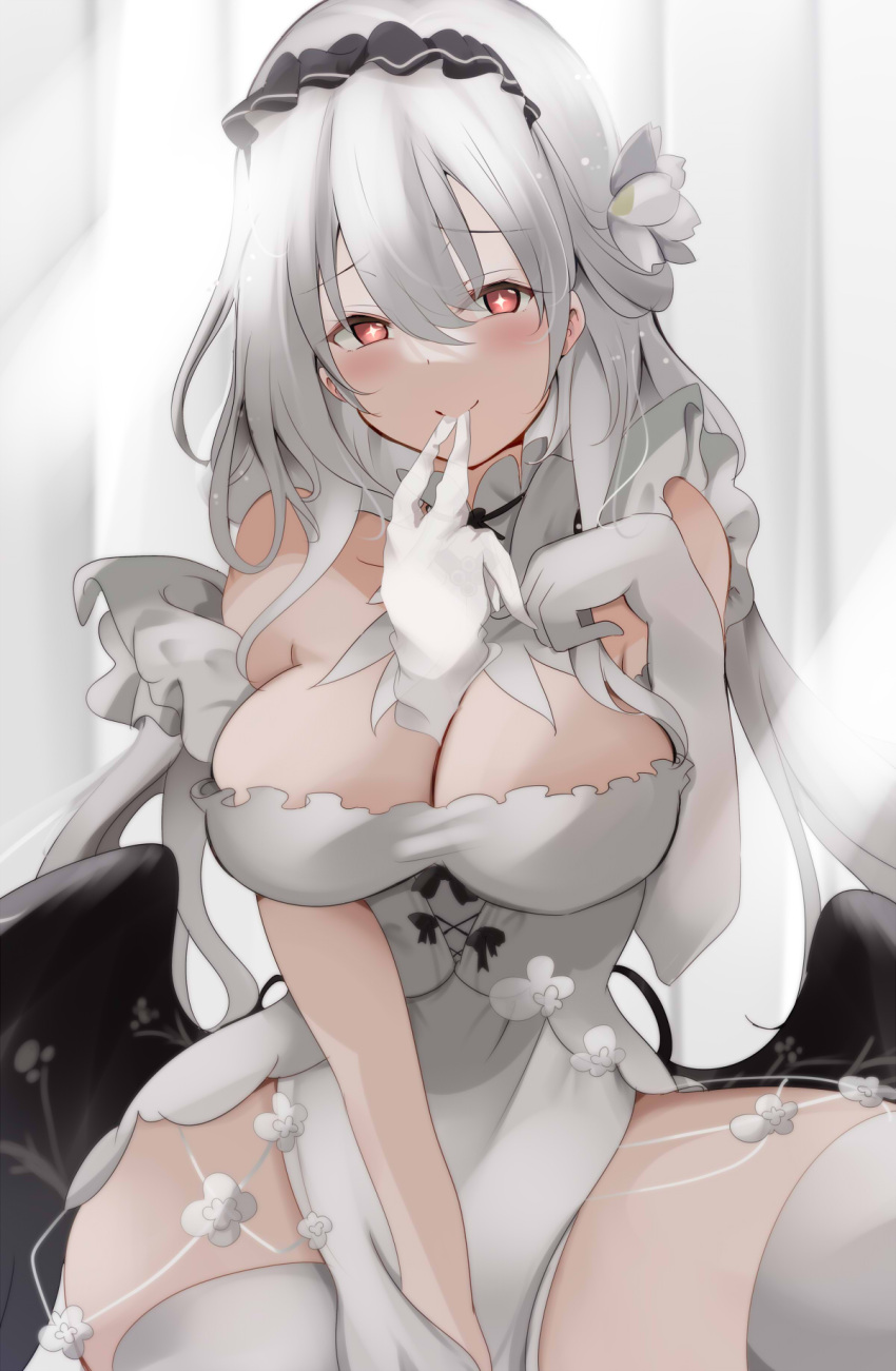 azur_lane biting black_hairband black_wings blush breasts cleavage commentary_request cross-shaped_pupils elbow_gloves glove_biting gloves gloves_removed hairband highres large_breasts long_hair looking_at_viewer red_eyes scylla_(azur_lane) smile symbol-shaped_pupils thighhighs tonchinkan white_gloves white_hair white_thighhighs wings