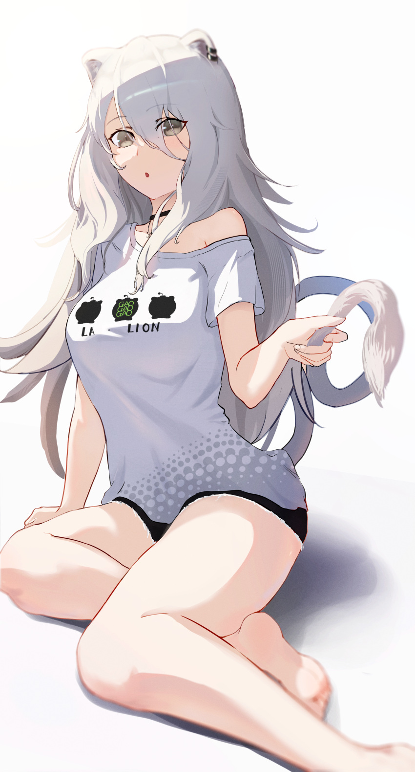 0gen3_illust 1girl absurdres animal_ear_fluff animal_ears bare_legs barefoot black_choker black_shorts blush breasts choker collarbone ear_piercing eyelashes feet foot_out_of_frame gradient_background grey_background grey_eyes grey_tail hair_between_eyes highres holding holding_own_tail hololive large_breasts legs lion_ears lion_girl lion_tail long_hair looking_at_viewer off_shoulder official_alternate_costume open_mouth piercing shadow shirt shishiro_botan shishiro_botan_(4th_costume) short_shorts shorts sidelocks single_bare_shoulder soles solo tail thighs toes virtual_youtuber white_background white_shirt