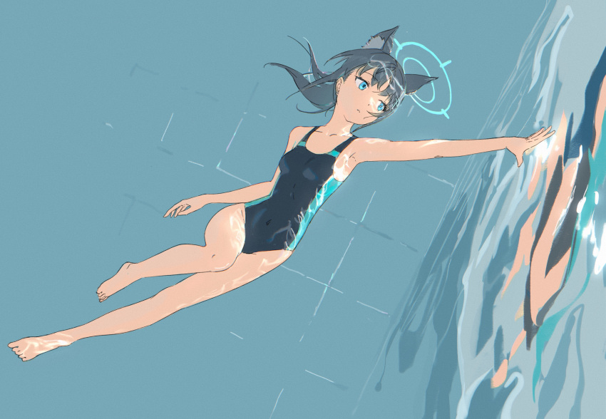 1girl animal_ears barefoot black_one-piece_swimsuit blue_archive blue_eyes breasts caustics competition_swimsuit expressionless extra_ears full_body grey_hair halo highres mismatched_pupils one-piece_swimsuit ponytail shiroko_(blue_archive) shiroko_(swimsuit)_(blue_archive) small_breasts solo swimsuit two-tone_swimsuit water wolf_ears yuyin_(uzrv7533)