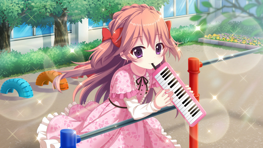 1girl aged_down blurry blurry_foreground bow building child closed_mouth day dot_nose dress film_grain floral_print flower_bed frilled_dress frills game_cg haeno_akari hair_bow hedge horizontal_bar instrument izumi_tsubasu keyboard_(instrument) lens_flare long_hair looking_at_viewer mouth_hold music non-web_source official_art orange_hair outdoors pink_dress playground playing_instrument print_dress purple_eyes re:stage! red_bow sand solo sparkle tire tree two_side_up white_sleeves window