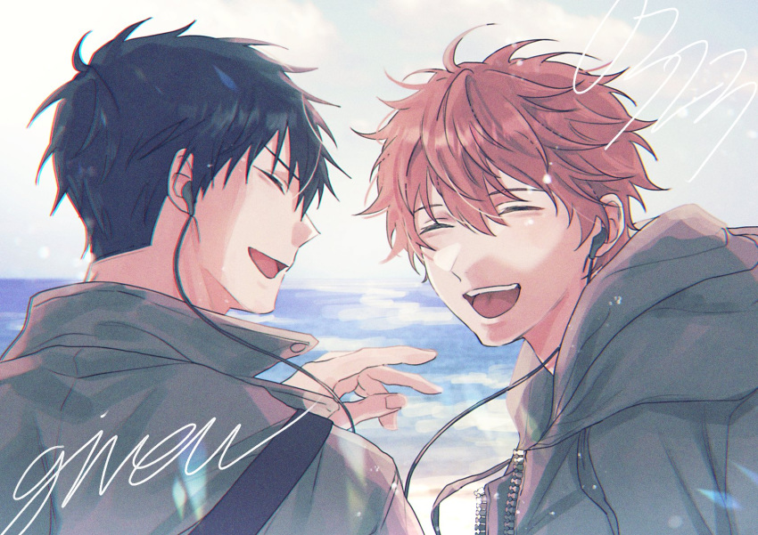 2boys black_hair closed_eyes earphones fangs given grey_hoodie highres hood hoodie male_focus mi_muuuu multiple_boys ocean open_mouth red_hair satou_mafuyu shared_earphones sky uenoyama_ritsuka