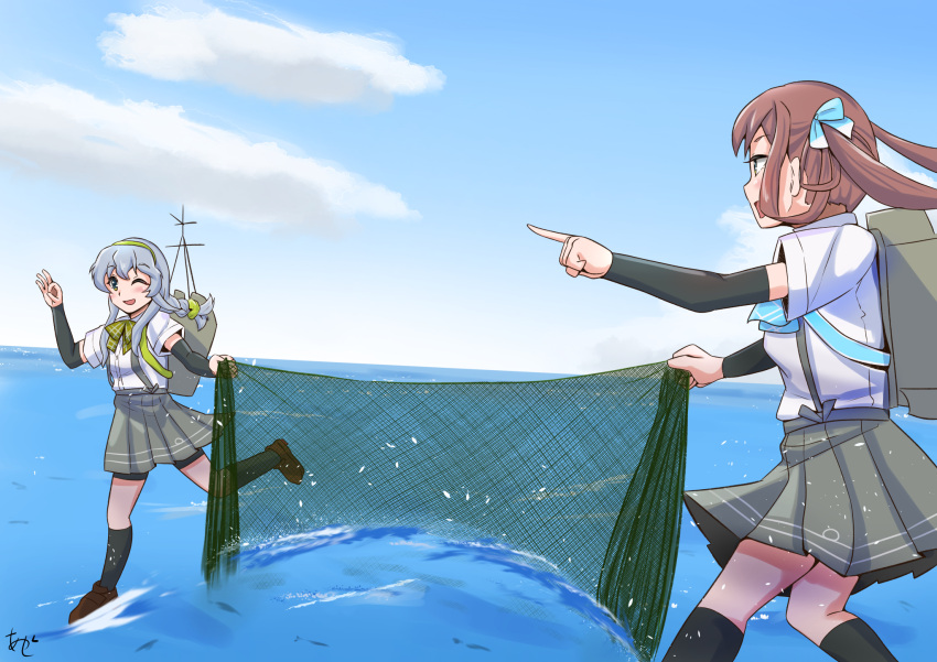 2girls akashieru arm_warmers asagumo_(kancolle) ascot blue_ascot bow bowtie brown_hair collared_shirt dress_shirt green_bow green_bowtie grey_eyes grey_hair grey_skirt hair_ribbon highres holding horizon kantai_collection long_hair machinery multiple_girls net ocean one-hour_drawing_challenge one_eye_closed plaid plaid_ascot plaid_bow plaid_bowtie pleated_skirt pointing ribbon shirt skirt suspender_skirt suspenders twintails white_shirt yamagumo_(kancolle)