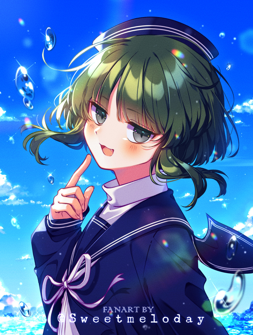 1boy blue_shirt blue_sky blush cloud cloudy_sky green_eyes green_hair highres male_focus minami_(wadanohara) ocean oounabara_to_wadanohara open_mouth pointing pointing_at_self sailor_collar shirt sky smile solo sweetmeloday white_shirt