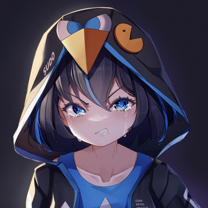 1girl animal_hood arch_linux black_hair blue_hair blue_shirt crying crying_with_eyes_open highres hood hood_up hooded_jacket jacket krita_(medium) linux looking_at_viewer multicolored_hair os-tan pac-man penguin_hood raviolimavioli sharp_teeth shirt solo streaked_hair tears teeth