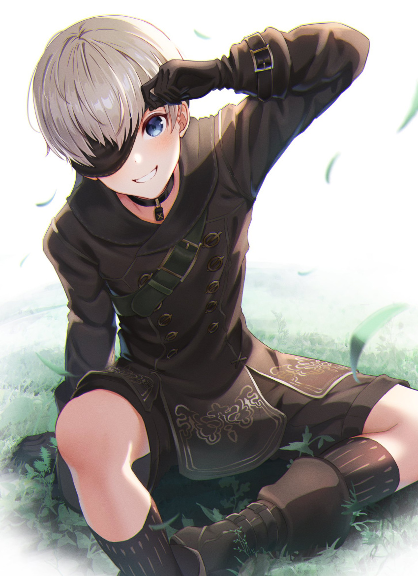 1boy adjusting_clothes black_blindfold black_choker black_gloves black_shirt black_shorts blindfold blue_eyes blush choker gloves grey_hair grin highres leaf long_sleeves looking_at_viewer male_focus nier:automata nier_(series) on_grass shirt short_hair shorts sitting smile usami_(usami_l) yorha_no._9_type_s