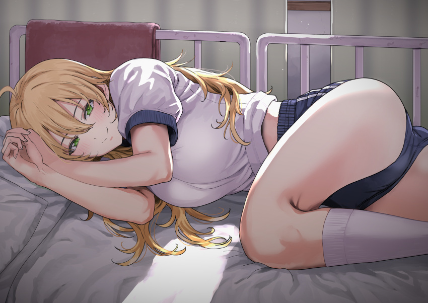 1girl ahoge ass blonde_hair blue_buruma blue_shorts blush breasts buruma duplicate green_eyes gym_shirt gym_shorts gym_uniform highres hoshii_miki idolmaster idolmaster_(classic) indoors large_breasts long_hair looking_at_viewer lying on_bed pixel-perfect_duplicate shirt shorts smile solo thighs tsurui white_shirt