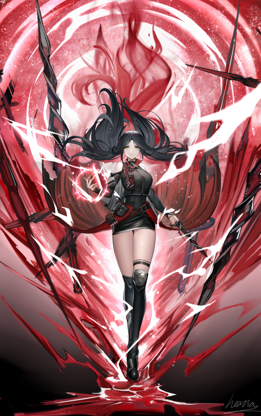 1girl absurdres arknights bare_shoulders black_footwear black_hair black_shirt boots demon_horns heatia highres horns ines_(arknights) infection_monitor_(arknights) knee_boots long_hair long_sleeves looking_at_viewer multicolored_hair parted_bangs red_background shirt solo standing tachi-e thighs two-tone_hair very_long_hair