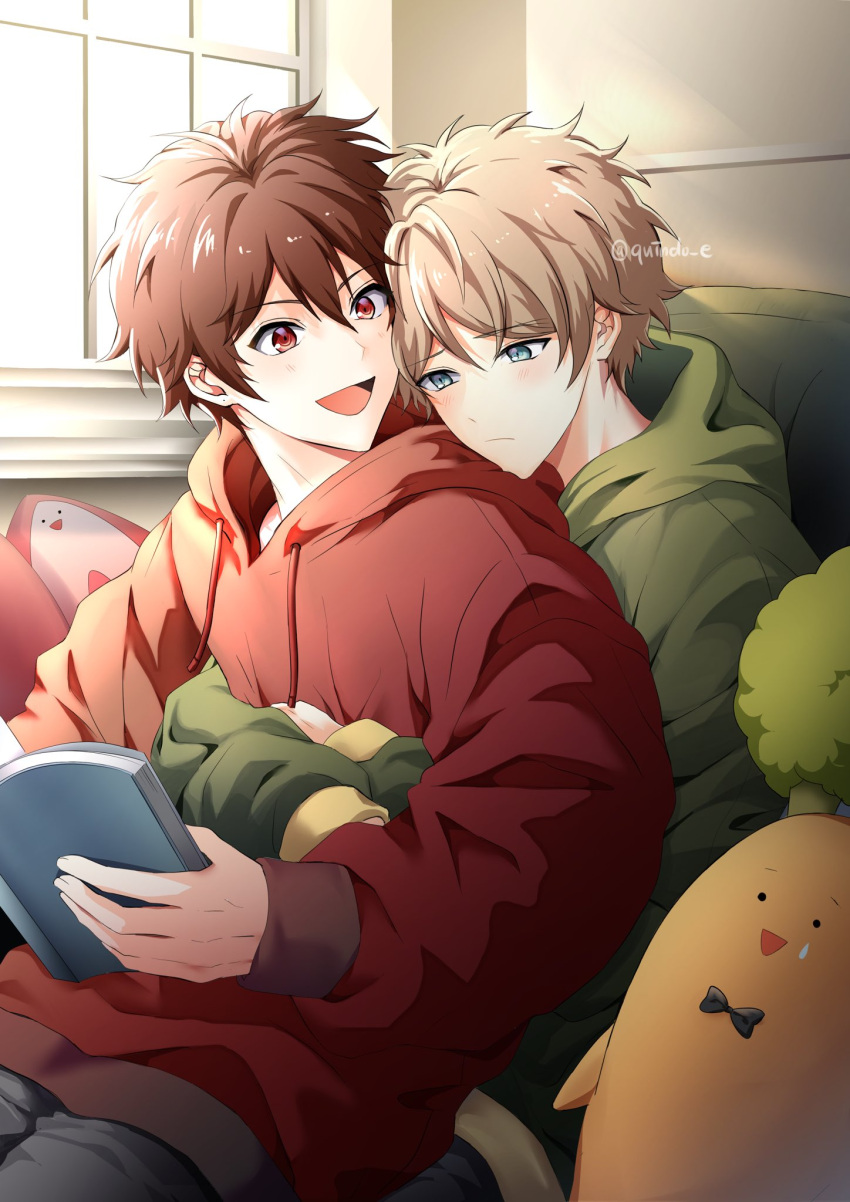 2boys black_pants blonde_hair blue_eyse book brown_hair closed_mouth ensemble_stars! green_hoodie highres holding holding_book hood hoodie kindo kindo_(quindo_e) long_sleeves morisawa_chiaki multiple_boys open_mouth pants red_eyes red_hoodie short_hair stuffed_toy takamine_midori window