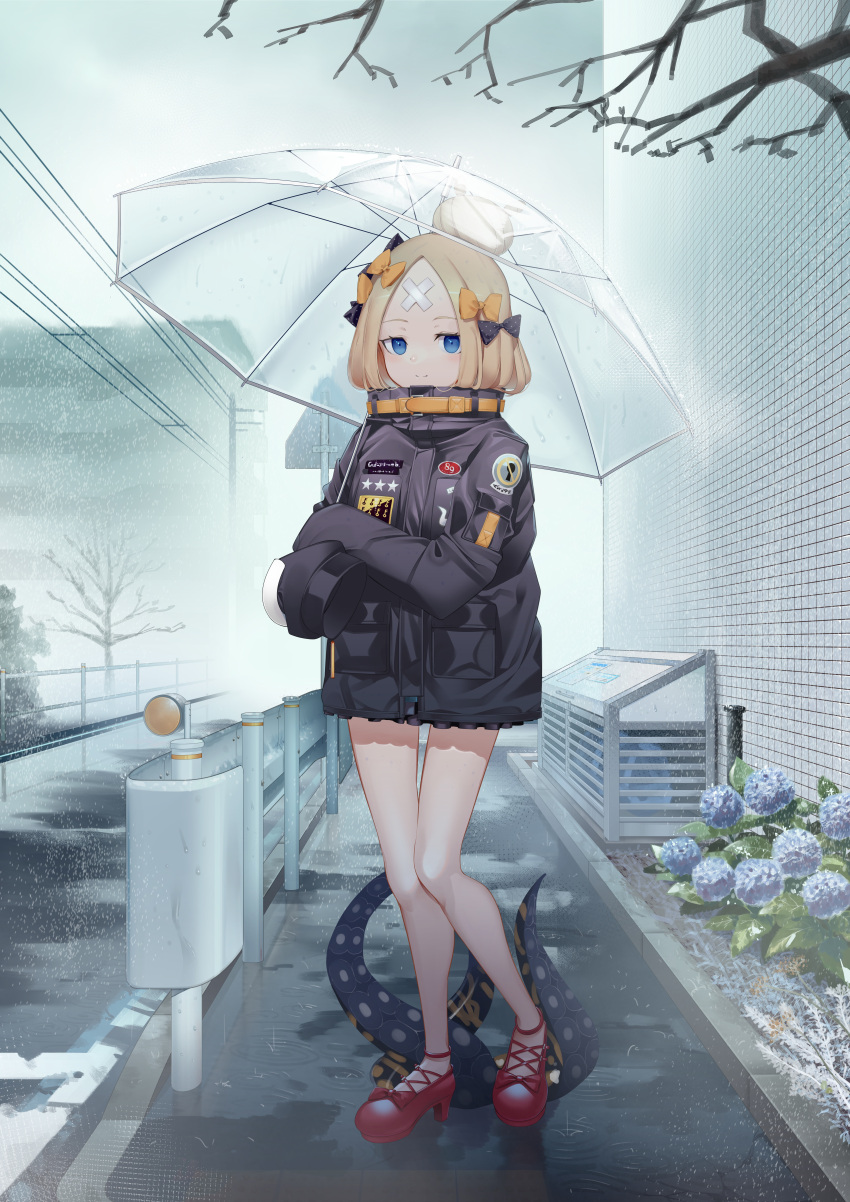 1girl abigail_williams_(fate) abigail_williams_(traveling_outfit)_(fate) absurdres bandaid bandaid_on_face bandaid_on_forehead belt black_bow black_jacket blonde_hair blue_eyes bow breasts crossed_bandaids fate/grand_order fate_(series) forehead full_body hair_bow hair_bun high_collar highres jacket long_hair long_sleeves orange_belt orange_bow parted_bangs polka_dot polka_dot_bow rain red_footwear shiro_ami sleeves_past_fingers sleeves_past_wrists small_breasts tentacles umbrella