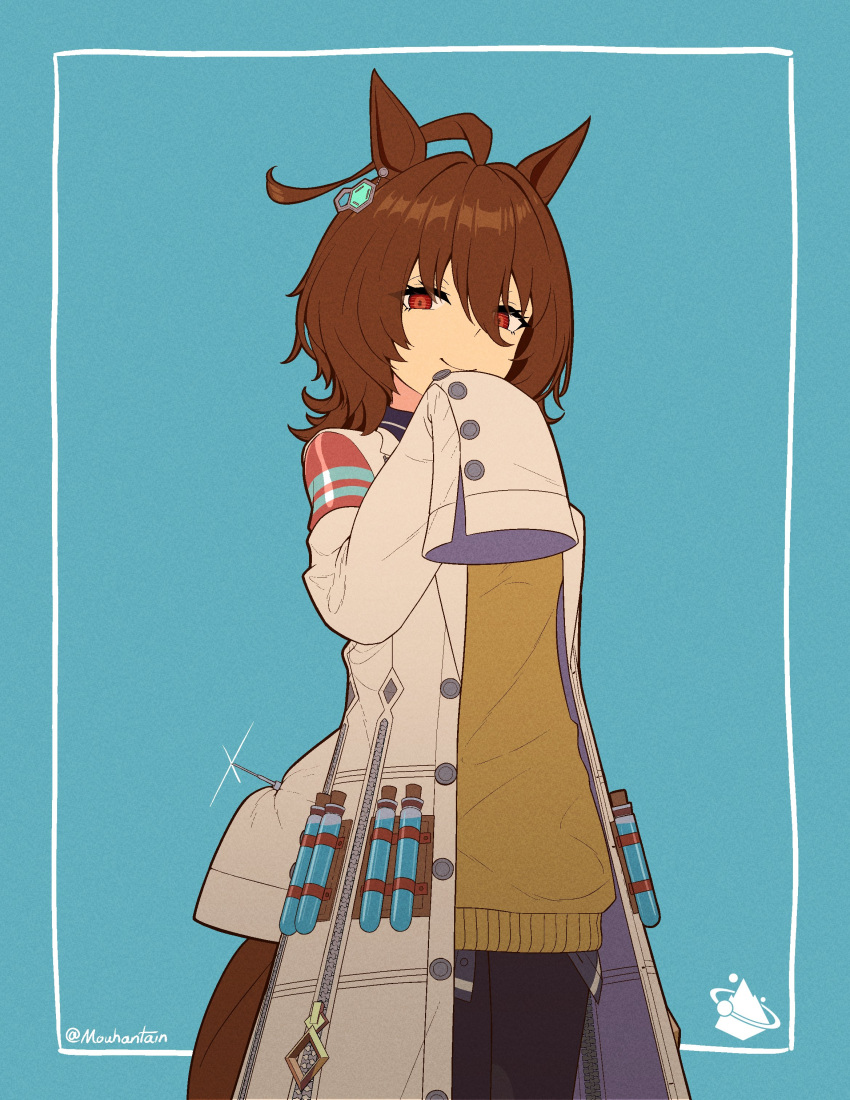 1girl absurdres agnes_tachyon_(umamusume) ahoge animal_ears arm_behind_back black_pantyhose blue_background brown_hair closed_mouth commentary_request glint hair_between_eyes hand_up highres holding holding_syringe horse_ears horse_girl horse_tail lab_coat long_sleeves looking_at_viewer mouhantain open_clothes pantyhose red_eyes simple_background sleeves_past_fingers sleeves_past_wrists smile solo sweater_vest syringe tail umamusume vial