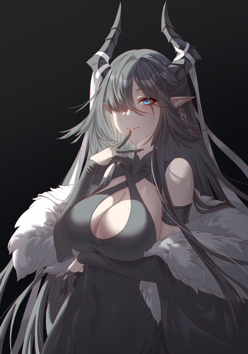 1girl absurdres arknights armband bare_shoulders black_background black_dress black_hair blue_eyes breasts character_request cleavage commentary_request dress fur_trim hair_over_one_eye highres horns innoarukugyou large_breasts off_shoulder pointy_ears simple_background sleeveless sleeveless_dress solo upper_body