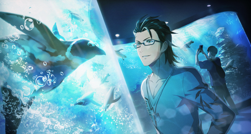 2boys air_bubble aquarium bird black_hair bubble glasses highres holding holding_phone idolmaster idolmaster_side-m idolmaster_side-m_growing_stars jewelry kurono_genbu long_sleeves male_focus multiple_boys necklace official_art penguin phone shirt short_sleeves