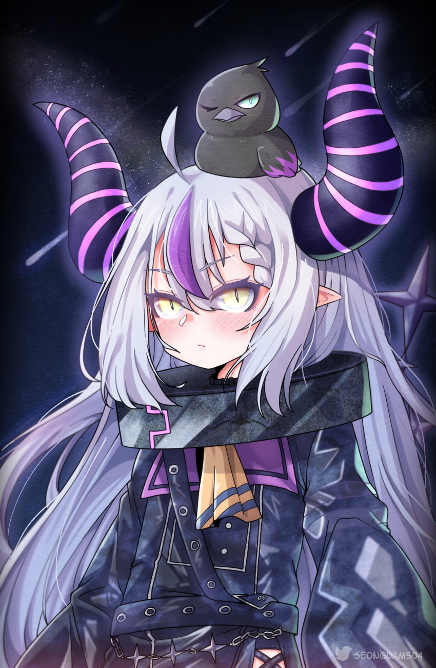 1girl absurdres ahoge animal_on_head ascot bird bird_on_head black_horns braid braided_bangs coat coat_dress crow_(la+_darknesss) demon_horns grey_hair highres hololive horns la+_darknesss la+_darknesss_(1st_costume) long_hair looking_at_viewer monja_(monja0521) multicolored_hair on_head pointy_ears purple_coat purple_hair slit_pupils streaked_hair striped_horns yellow_ascot yellow_eyes