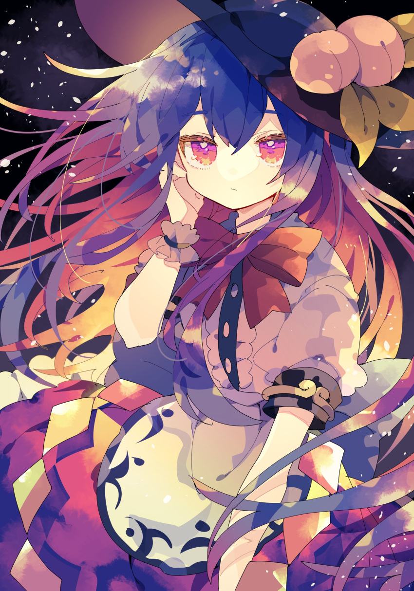 1girl absurdres black_headwear blue_hair bow bowtie buttons center_frills closed_mouth colored_inner_hair frills fruit_hat_ornament hair_between_eyes hat hat_ornament highres hinanawi_tenshi long_hair looking_at_viewer multicolored_hair nikorashi-ka peach_hat_ornament puffy_short_sleeves puffy_sleeves rainbow_order red_bow red_bowtie red_eyes red_hair red_skirt shirt short_sleeves skirt solo touhou white_shirt wrist_cuffs
