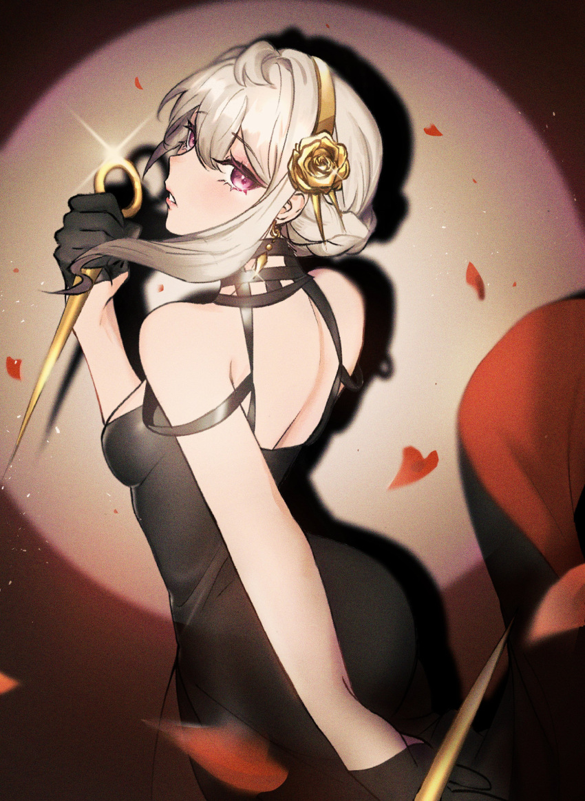 1girl absurdres ahoge ass back bare_shoulders black_dress blonde_hair blush braid breasts commentary cosplay dagger dress dual_wielding earrings flower from_behind glint gold_earrings gold_hairband hair_flower hair_ornament hairband heart highres holding holding_dagger holding_knife holding_weapon jewelry knife looking_at_viewer looking_back medium_breasts mpinfandom nijisanji nijisanji_en parted_lips pink_eyes reimu_endou reverse_grip solo spotlight spy_x_family stiletto_(weapon) symbol-only_commentary weapon yor_briar yor_briar_(cosplay)