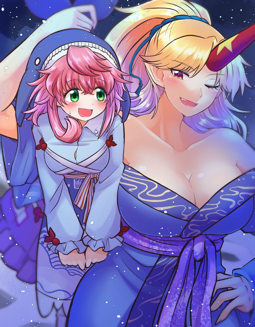 2girls :d ;d absurdres bare_shoulders blonde_hair blush breasts carrying_over_shoulder cleavage elaphe_guttata6 highres horns hoshiguma_yuugi hoshiguma_yuugi_(promo) japanese_clothes kimono large_breasts multiple_girls okunoda_miyoi one_eye_closed oni open_mouth pink_hair pointy_ears sharp_teeth single_horn size_difference smile teeth touhou whale_hat yuri